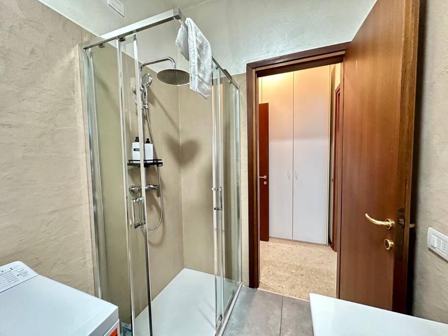 Low Cost Holiday An Business House And Free Park By Revenue House 科莫 外观 照片